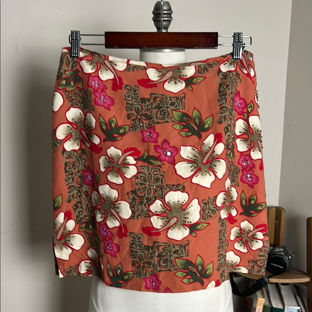 VTG Anne Carson Beaded Silk Mini Skirt with short and Floral Design size 10